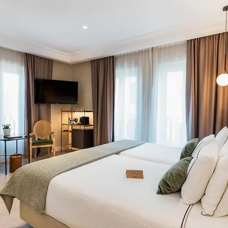 فندق Melia Plaza 4*