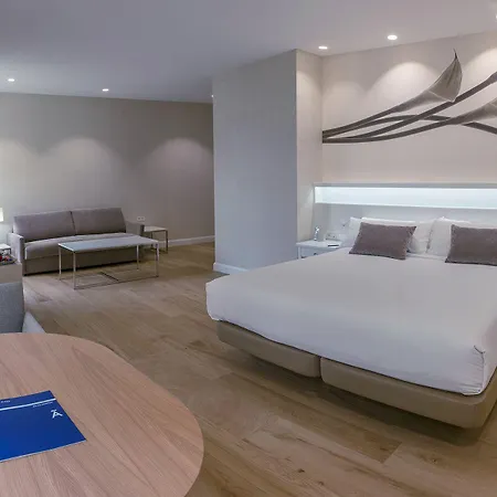 Hotel Melia Plaza