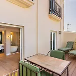 Melia Plaza Hotel