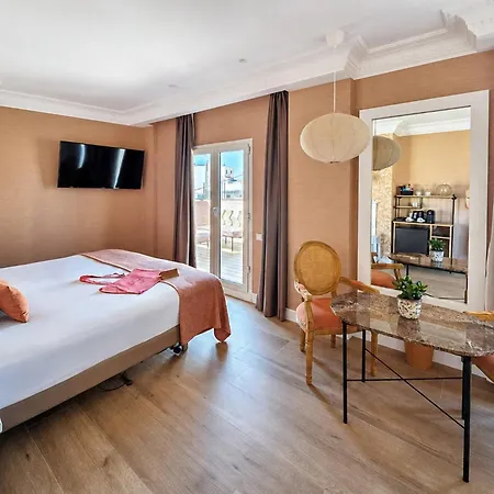 Hotel Meliá Plaza 4*