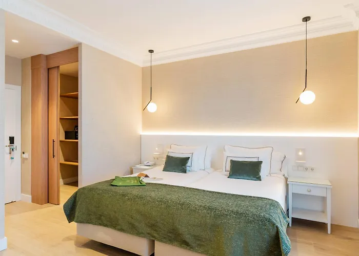 Melia Plaza 4* Valencia