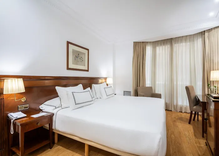Hotell Melia Plaza Valencia