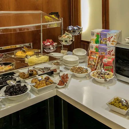 Melia Plaza Hotell 4*