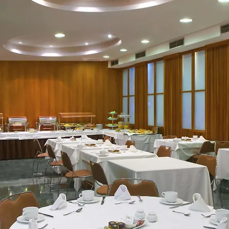 Melia Plaza Отель 4*